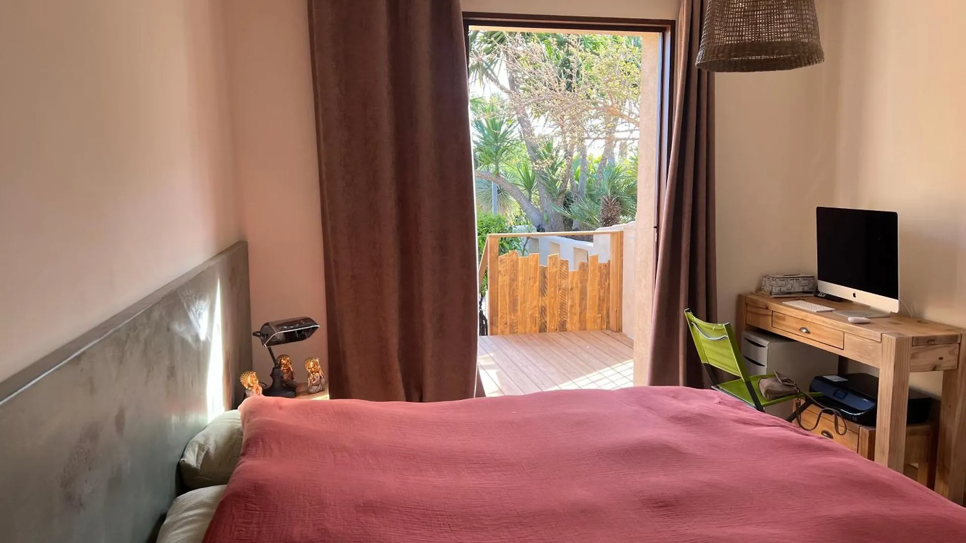 Maison Exotique Avec Piscine - Quatre Murs Et Un Toit Hyeres Holiday home